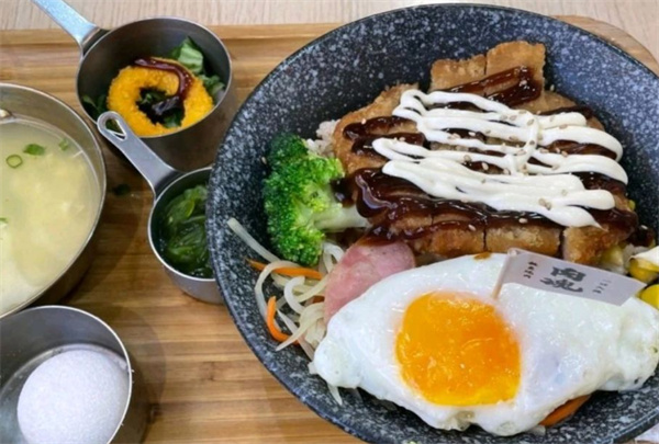 鹿丼酱・日式肉魂饭 (8).jpg